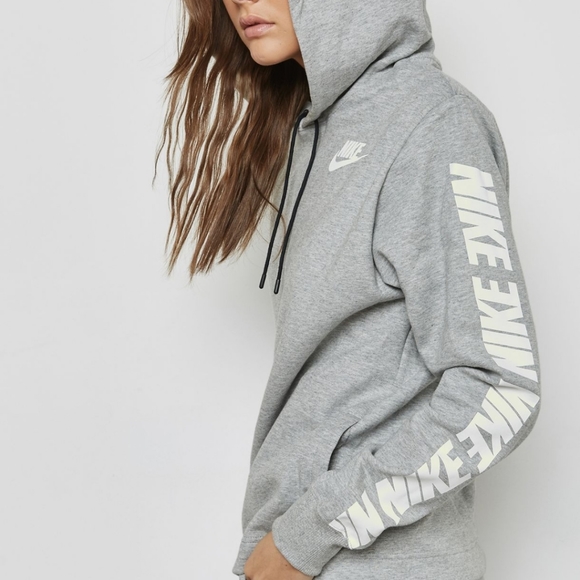 Nike Tops - Nike Pullover Hoodie